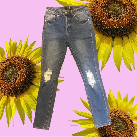 SOLD | Monkey Ride High Rise 90s Style Jeans - Picture 9 of 12